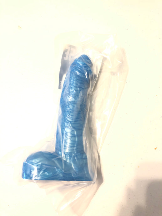 Medium Blue Yeti